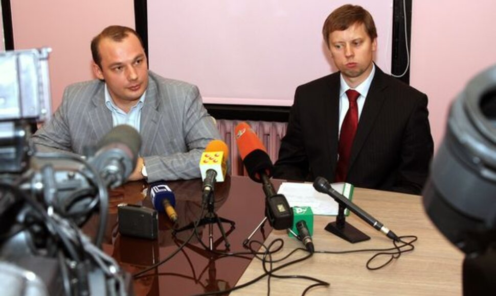 Kauno valdžios ir &bdquo;Gazprom&ldquo; atstovų susitikimai kol kas nepateikė kauniečiams atsakymo į jiems labiausiai rūpimą klausimą &ndash; kiek reikės mokėti už &scaron;ildymą.