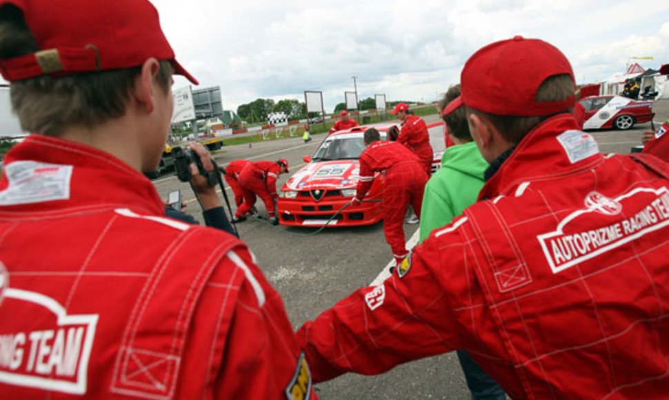 Baltijos šalių automobilių žiedinių lenktynių atvirojo čempionato antrasis etapas