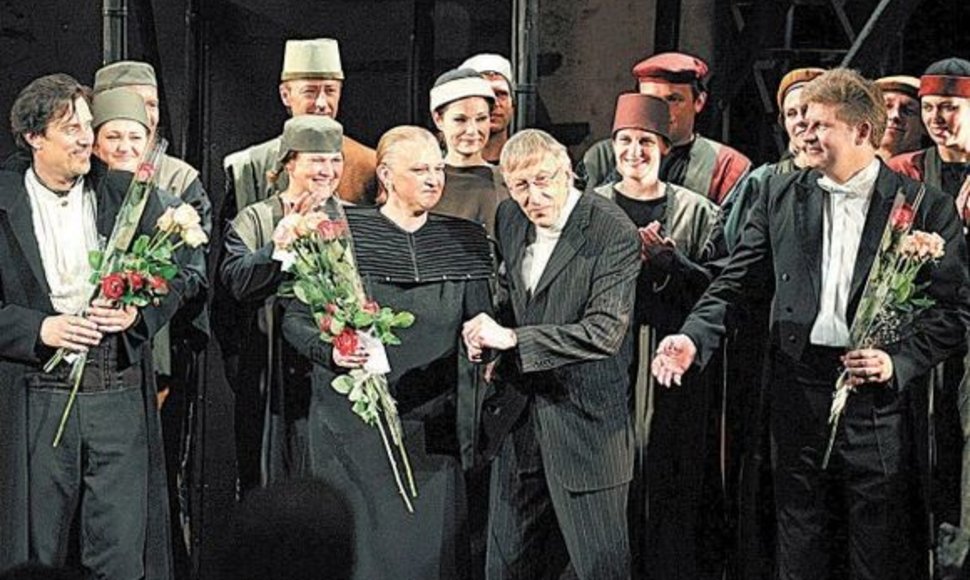 Spektaklis „Karalienė Bona“ nuskambėjo naujai, mat kompozitorius G.Kuprevičius jį gerokai atnaujino.