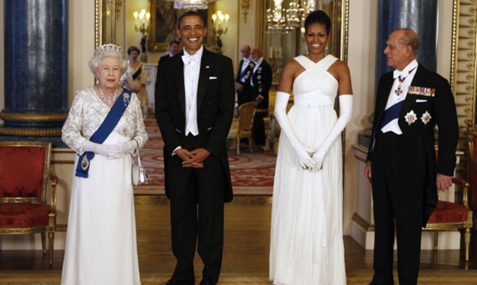 B. Obama su karališkąja šeima