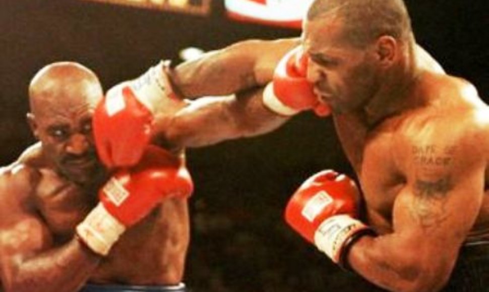 M.Tysonas ir E.Holyfieldas paskutinį kartą kovėsi 1997 metais