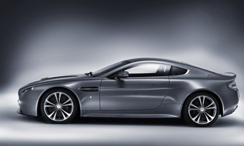 „Aston Martin V12 Vantage” 