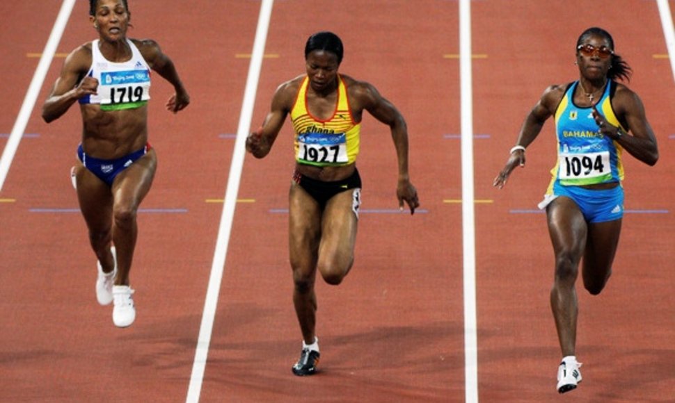 Ganos sprinterė Vida Anim (viduryje)