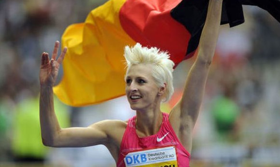Ariane Friedrich švenčia pergalę ir naują Vokietijos rekordą