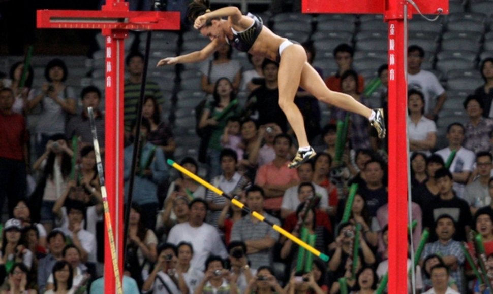 Jelenai Isinbajevai dar vcienas pasaulio rekordas nepakluso