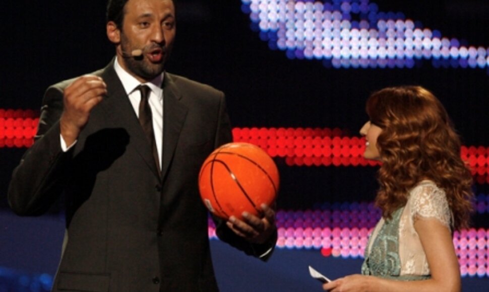 Vlade Divacas Eurovizijos scenoje