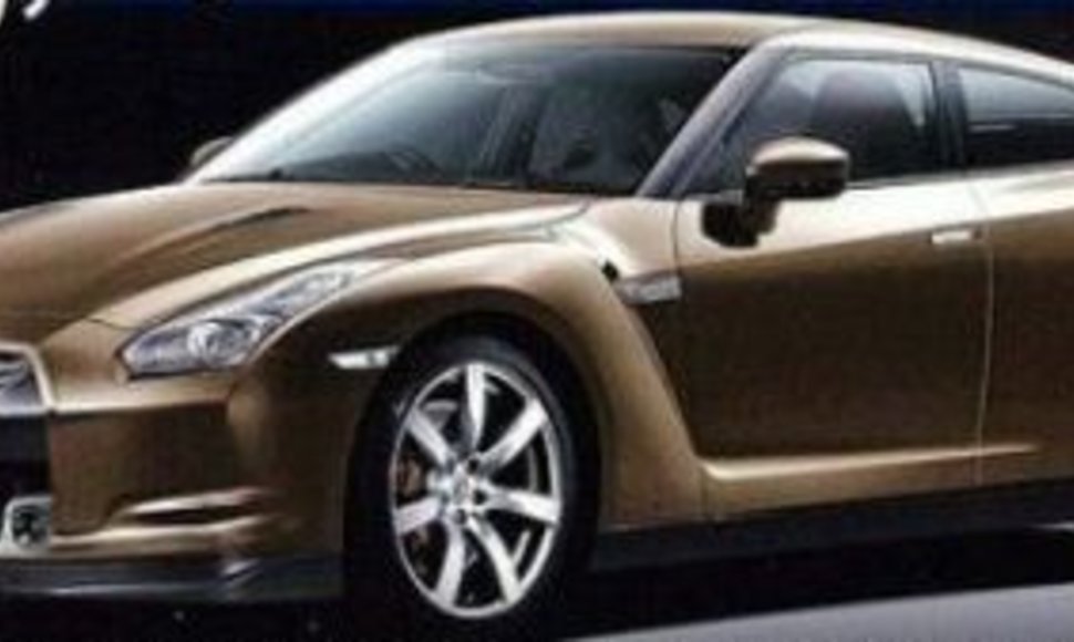 Ar pasirodys „Nissan GT-R” sedanas?