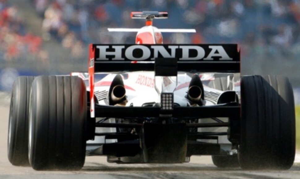 „Honda“ išgelbėta?