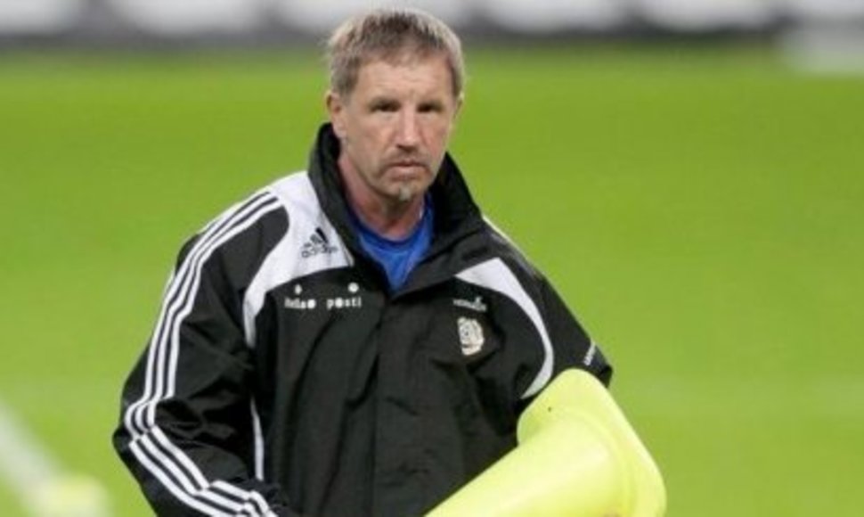 Suomijos nacionalinės futbolo rinktinės treneris Stuartas Baxteris.