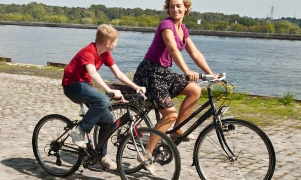 Filmas „Berniukas su dviračiu“ („Le gamin au vélo“, Belgija/Prancūzija, 2011)