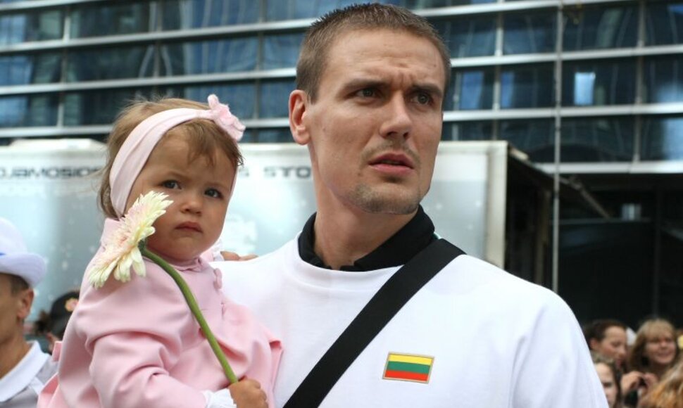 Robertas Javtokas su dukrele Greta