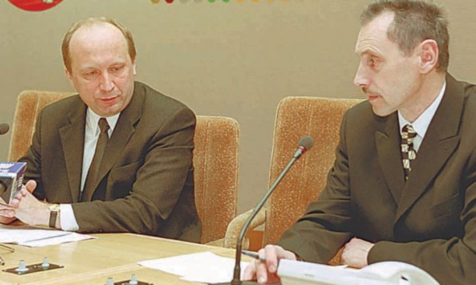 Kandidatas į energetikos ministrus Arvydas Sekmokas (dešinėje) su A.Kubiliumi yra seni pažįstami, mat drauge įkūrė Žinių ekonomikos forumą.