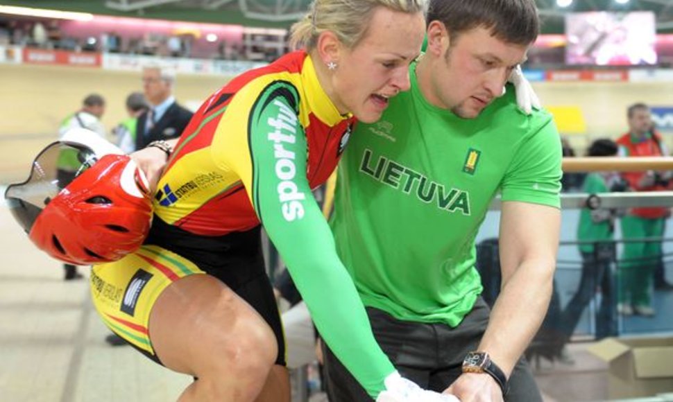 Simonai Krupeckaitei – planetos dviračių treko čempionato auksas