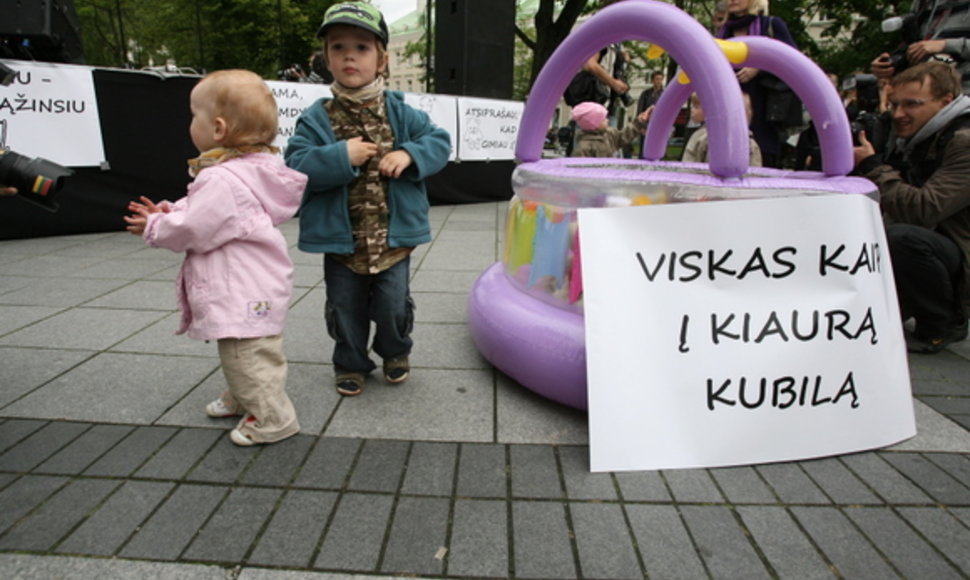 Mažieji protesto akcijos dalyviai