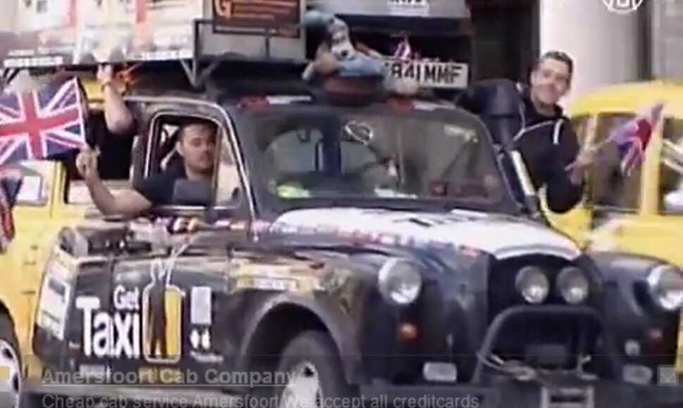 Trys britai grįžo i&scaron; kelionės aplink pasaulį juodu taksi automobiliu &bdquo;Hannah&ldquo;. 