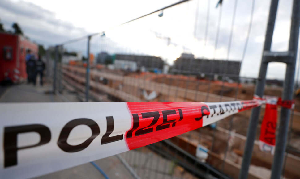 Rengiantis neutralizuoti karo laikų bombą, evakuoti Frankfurto centras ir ECB.