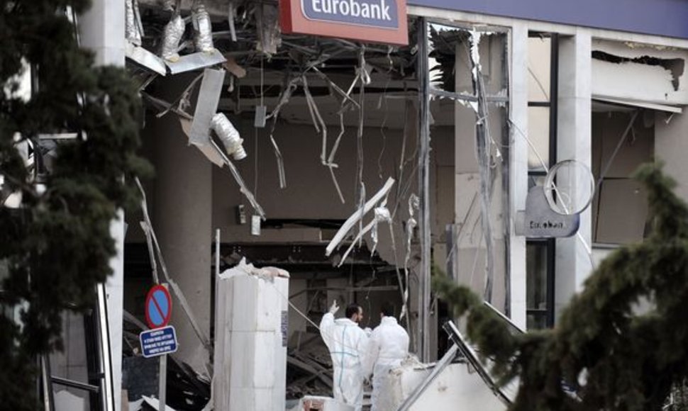 Prie Graikijos banko susprogdinta bomba.