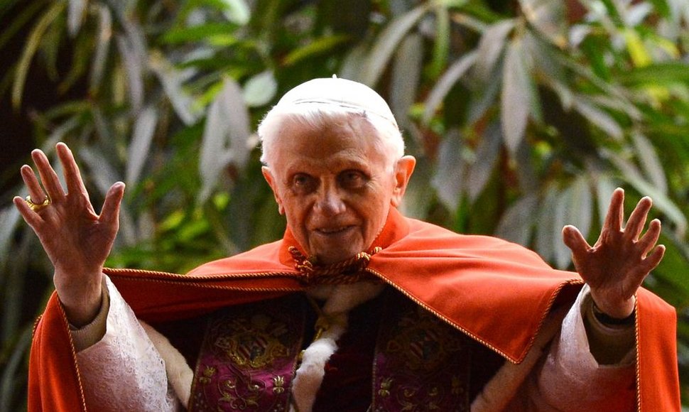 Popiežius Benediktas XVI 