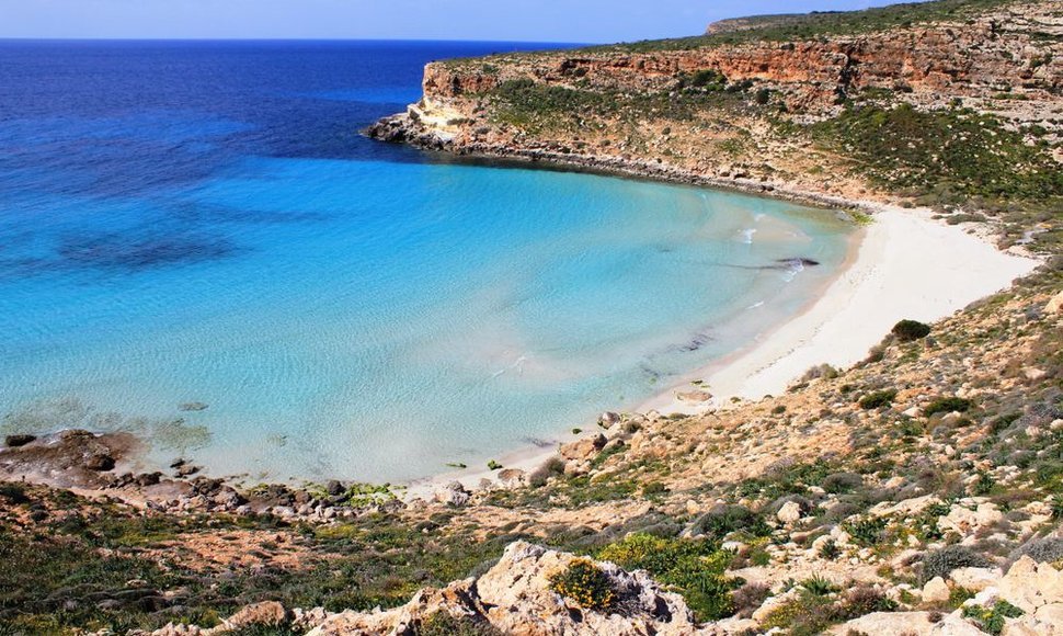 Lampedūzos sala, Triušių įlanka. 