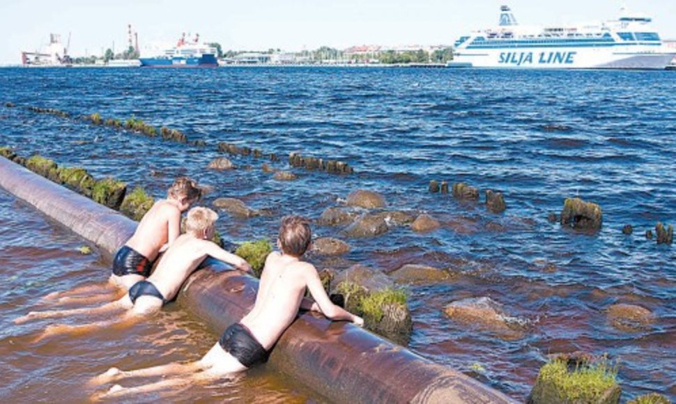 Vasarą Latvija, kaip ir kitos Baltijos šalys, dar mėgaujasi tariama ramybe. Tačiau jau rudenį gali kilti stipri ekonominė audra.