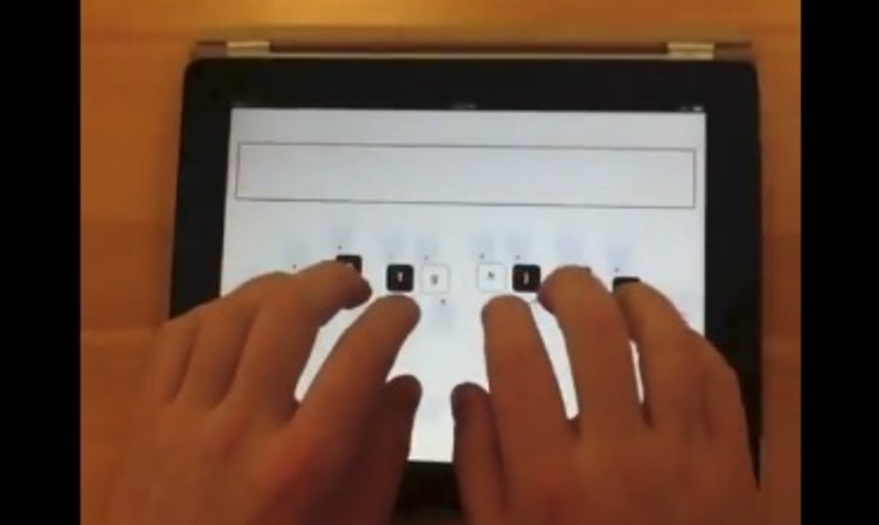 Virtuali klaviatūra „Dryft“ leis spausdinti, padėjus rankas ant planšetės ekrano. 