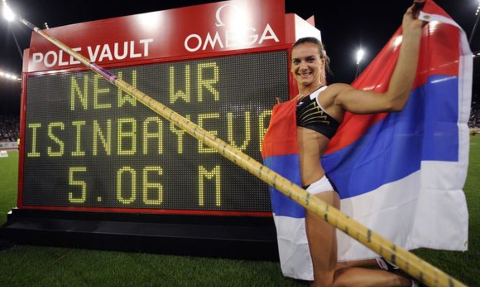 Jelena Isinbajeva jau pagerino 27 pasaulio rekordus