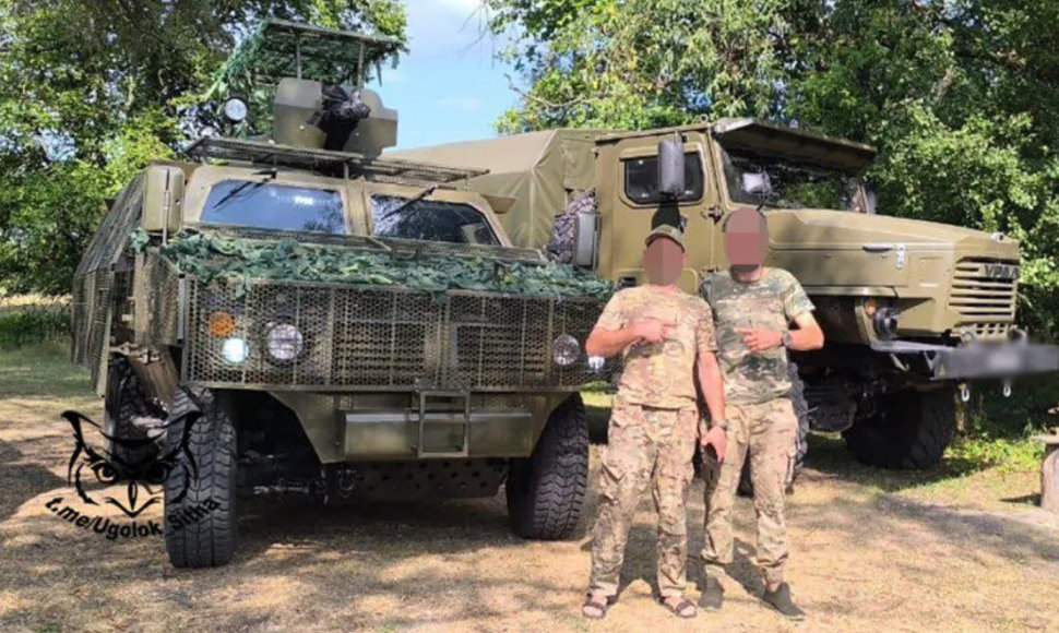 Ukrainoje pastebėtos Kinijoje pagamintos šarvuotos transporto priemonės.