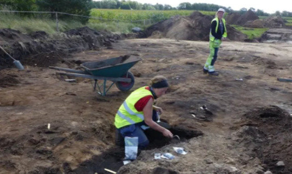 Švedijoje aptiktos 1200 metų senumo vikingų kapinės.