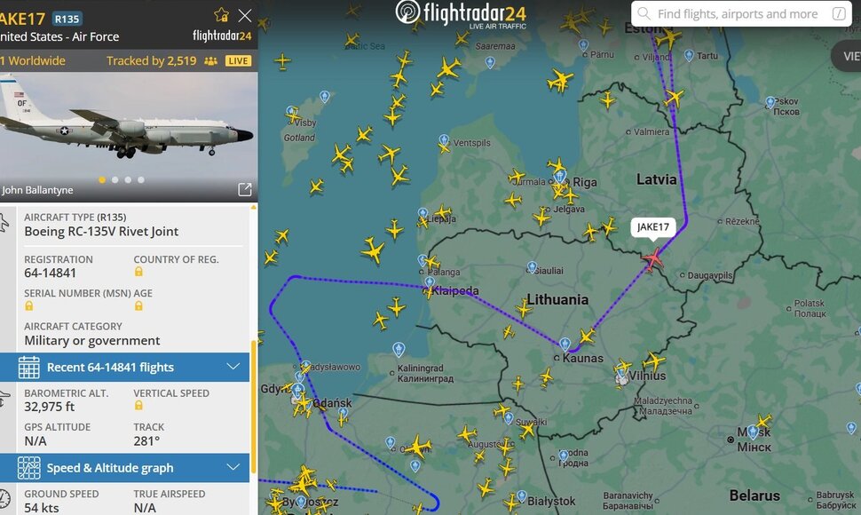 Vir&scaron; Latvijos ir Lietuvos &ndash; lėktuvas &bdquo;JAV karinis lėktuvas &bdquo;Boeing RC-135V Rivet Joint&ldquo;.