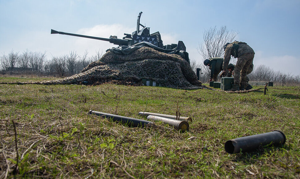 Lietuva perdavė 76 metų senumo prie&scaron;lėktuvinius pabūklus Ukrainai: pasakė, ką jie geba.