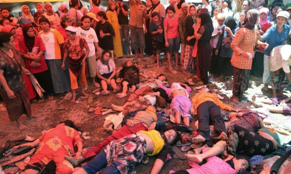 Indonezijoje sutryptas 21 žmogus