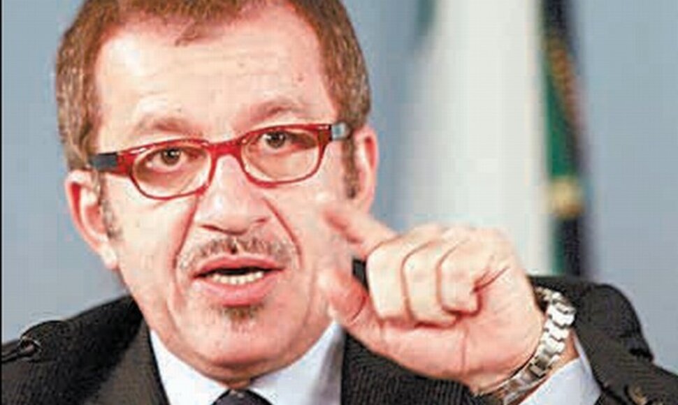 Ministras R.Maroni teigia, kad aktyvus teroristų sekimas pasiteisina.