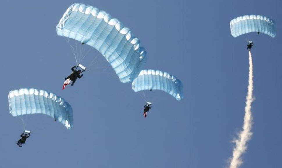 Parašiutininkai