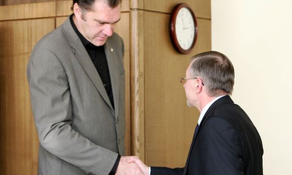 A.Sabonis susitiko su premjeru G.Kirkilu