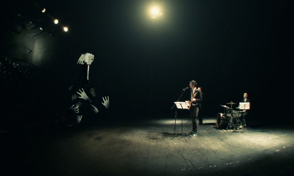 „Freaks On Floor“ pristato pirmąjį vaizdo klipą.
