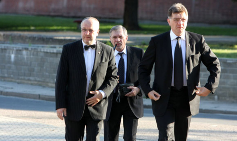 Į šv.Mišias Kaišiadorių katedroje atvyko socialdemokratai Juozas Olekas, Gediminas Kirkilas ir Algirdas Butkevičius.