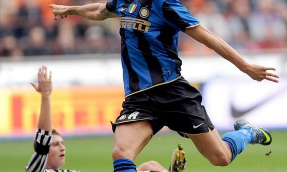 Pergalingą įvartį susitikime prieš „Udinese“ ekipą „Inter“ futbolininkai pelnė tik 93-iąją mačo minutę.