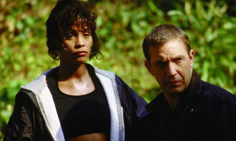 Whitney Houston  ir Kevinas Costneris filme „Asmens sargybinis“