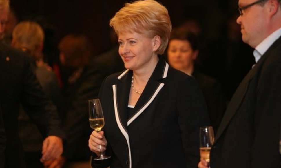 Džiugios nuotaikos D. Grybauskaitės rinkimų štabe