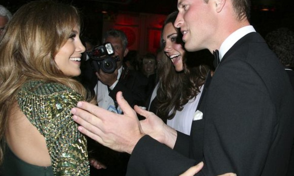 Princas Williamas bendrauja su Jennifer Lopez.