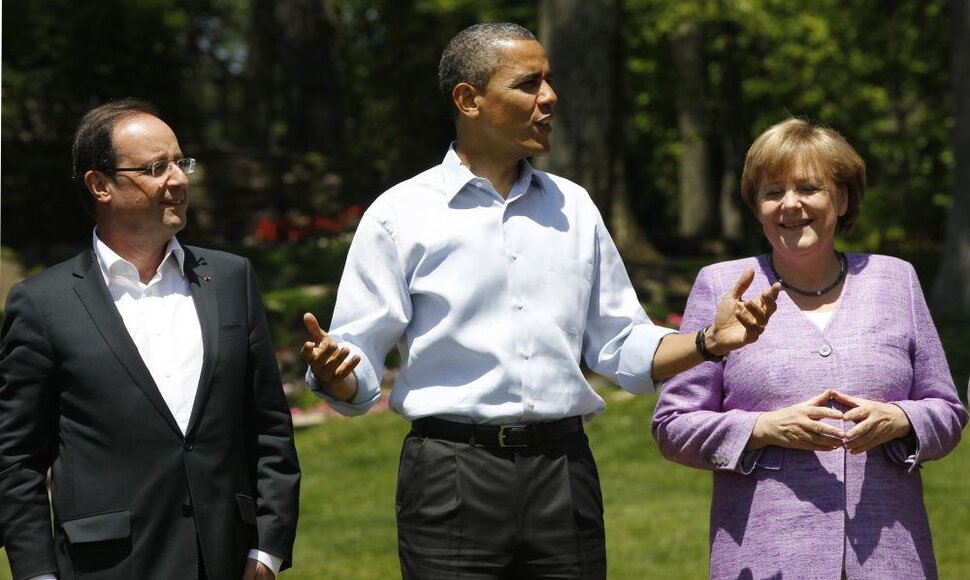 Barackas Obama, Angela Merkel ir Francois Hollande'as Marilande