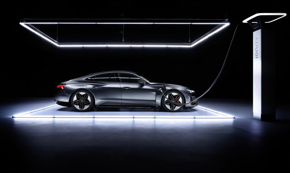 Pasaulinė premjera: naujasis „Audi e-tron GT“