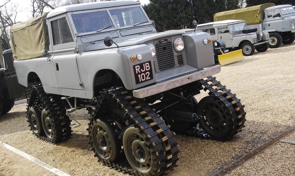 Land Rover Cuthbertson galėjo važinėti ir keliais, bet buvo labai lėtas ir nepatogus. (Gamintojo nuotrauka)