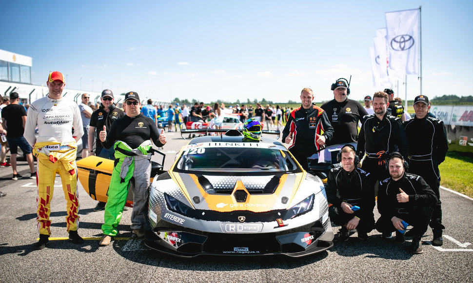 Šiauliai RD Signs Lamborghini 