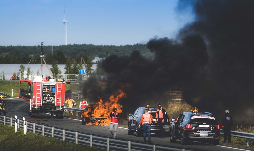 ES Motorsport „Porsche“ gaisras