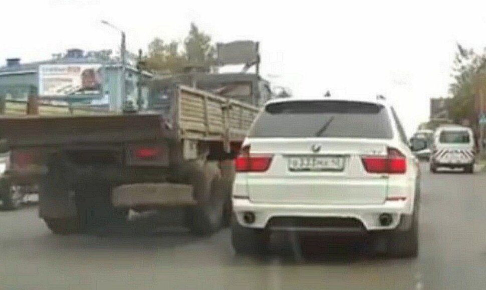 Įtariamojo kaltininko BMW