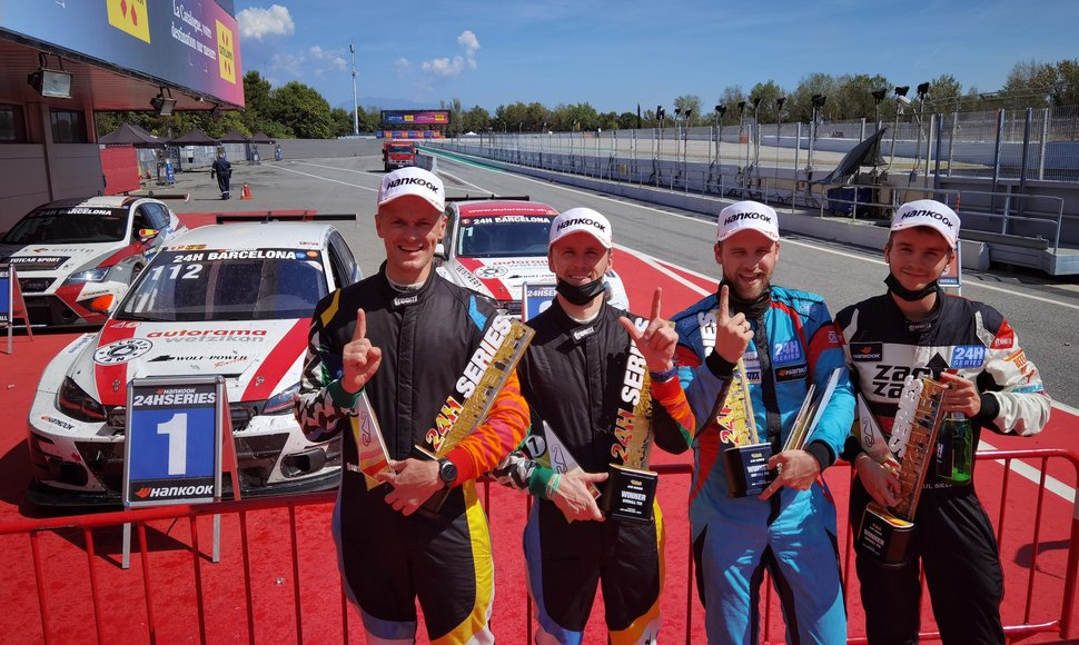 Arūnas Gečiauskas, Vytenis Gulbinas, Sigitas Ambrazevičius ir Paul Sieljes laimėjo Barselonos 24 val. TCR klasėje 