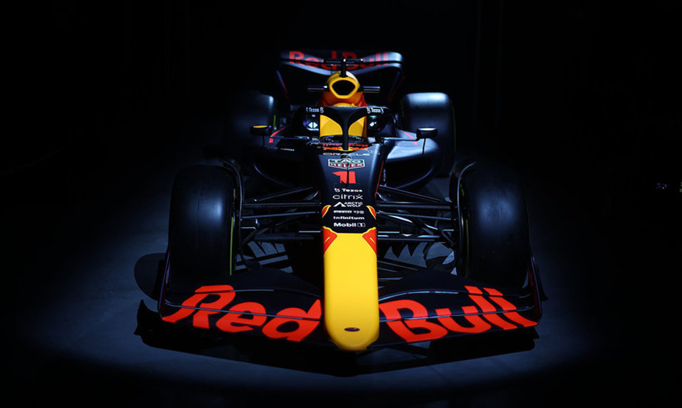 Red Bull pristatė 2022 m. Formulės 1 automobilį