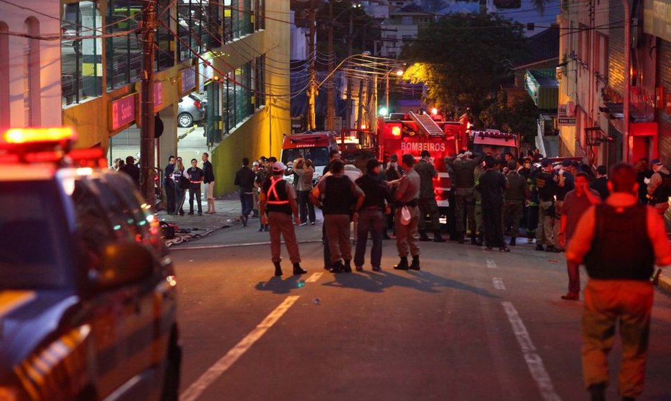 Brazilijoje, mieste Santa Maria klube „Kiss“ kilęs gaisras nusinešė kelis šimtus gyvybių