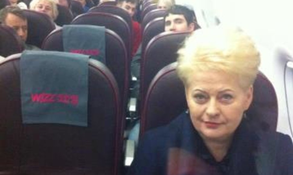 Dalia Grybauskaitė pakeliui į Londoną